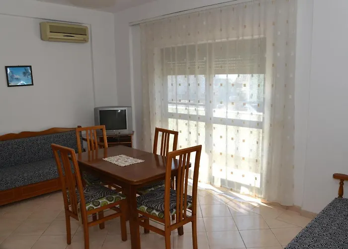 Cheap And Cozy Apartments For Rent In Durres 100M By The Beach